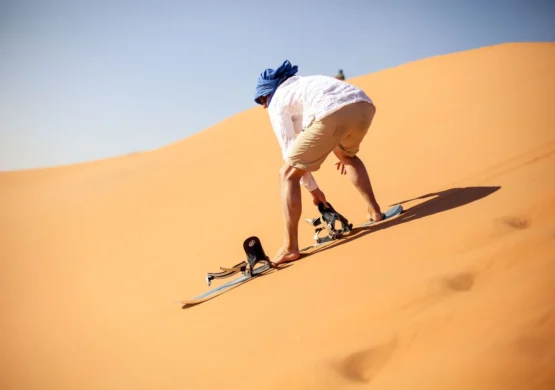 sand-boarding merzouga